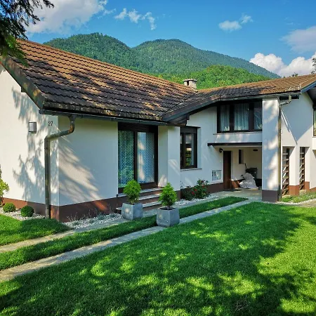 度假居 House Red Deer 普雷德沃尔