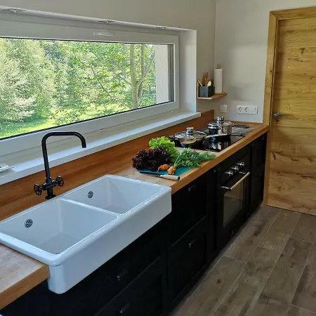 House Red Deer 度假居