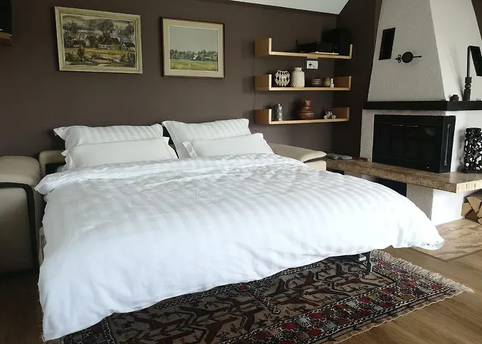 House Red Deer * Preddvor